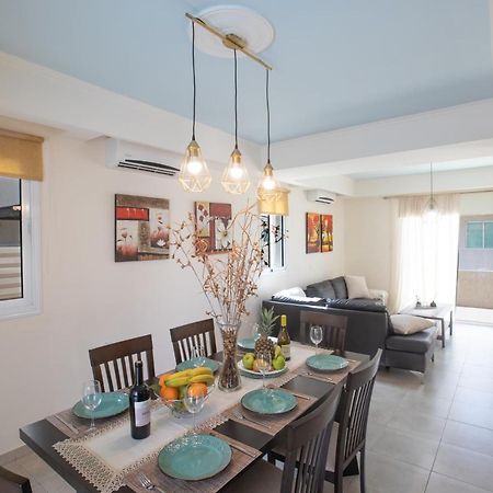 George'S Lux Villa Protaras Ngoại thất bức ảnh